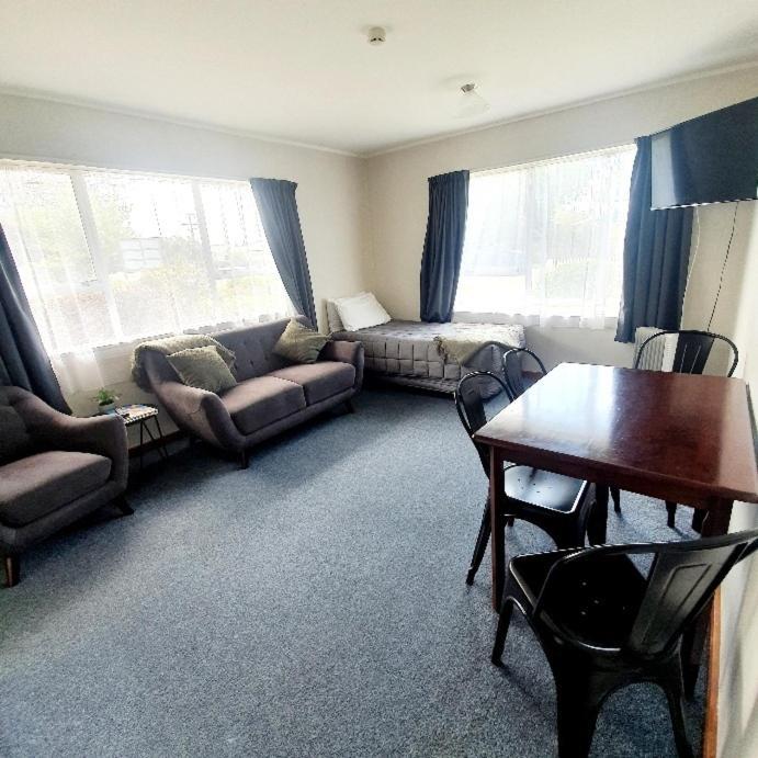 Chanel Court Motel Masterton Exterior foto
